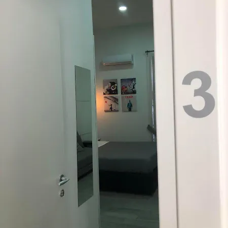 Downtown 4* 나폴리