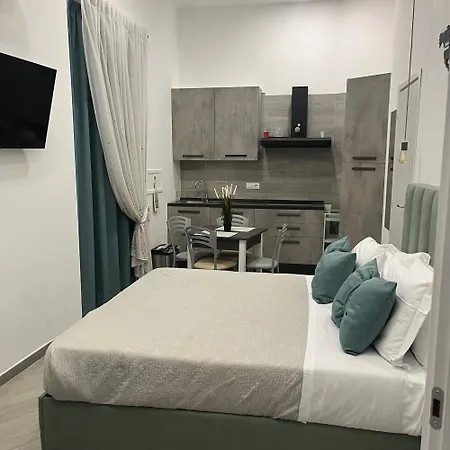 Downtown Oda ve Kahvaltı 4*