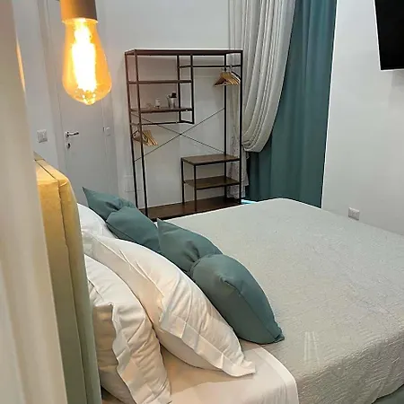 Bed & Breakfast Downtown 4*