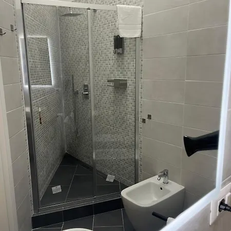 Downtown 4* Неаполь